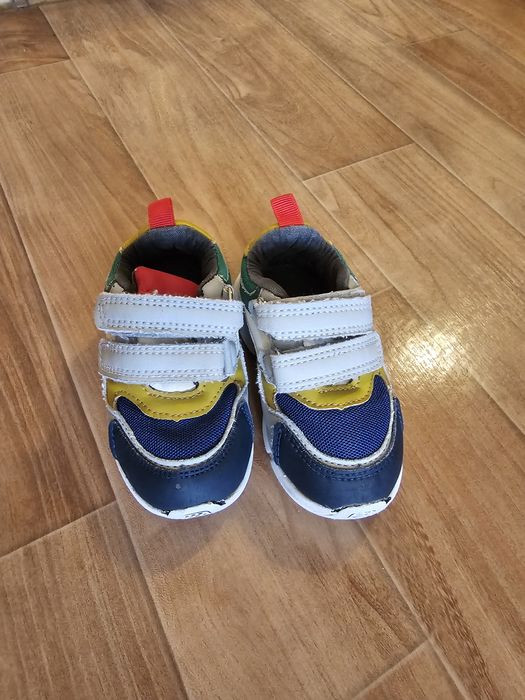 Продам  обувь для мальчика