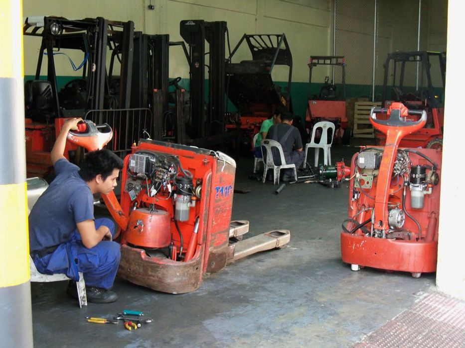 Ремонт трансполетов, штабелеров и рохлей. Гарантия качества.