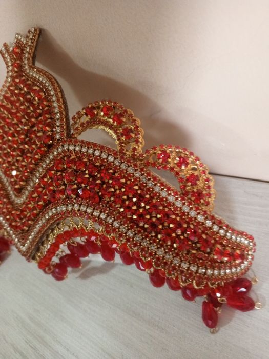 Tillaqosh 4 talik komplekt