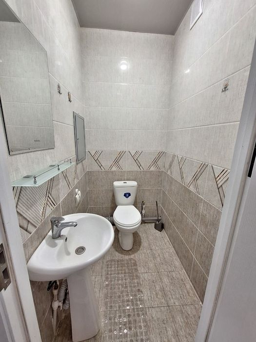Квартира 2 х комнатная. 15 этаж