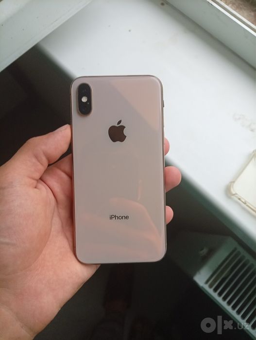 Iphone xs.