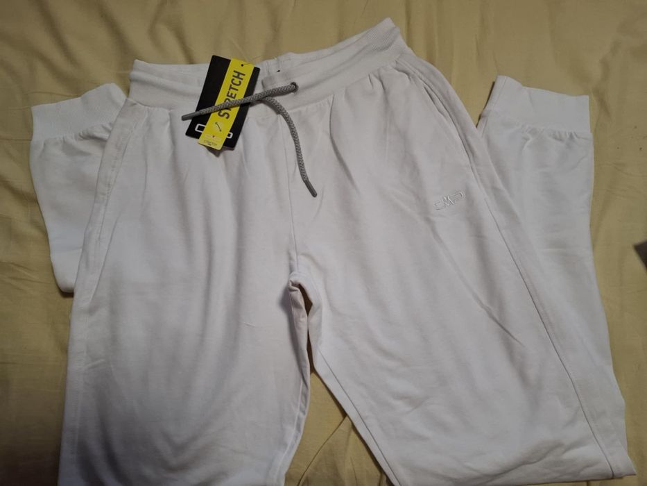 Дамски спортно долнище CMP ново