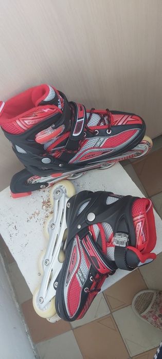 Продам роликовые коньки