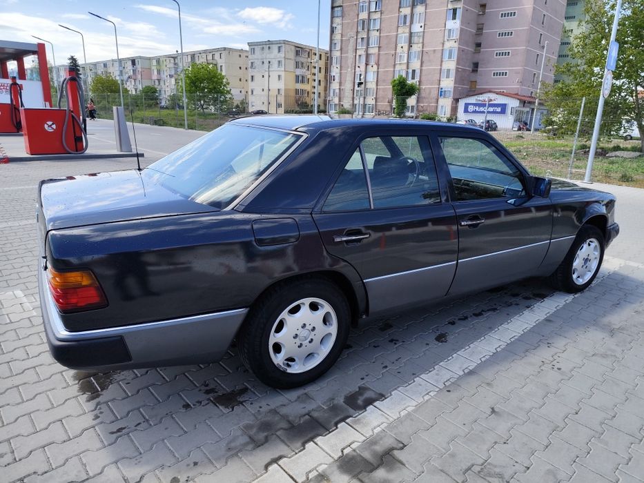 Vând Mercedes w124 2.0 benzina