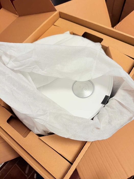 Vand Dreame Aqua10 Ultra Track Complete Aspirator robot cu MOP - NOU