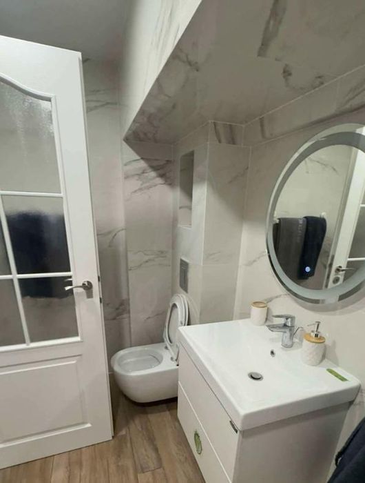 Дава се под наем Двустаен апартамент в Пловдив, Център - 74 кв.м за 700 € - Снимка #5