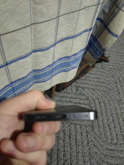 Продавам Samsung s24