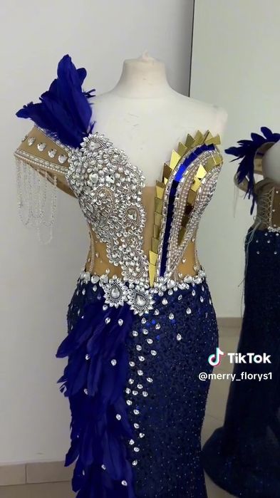 Rochiță de vânzare, impecabilă