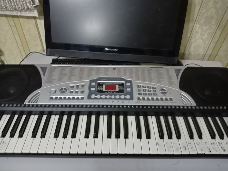 Продам пианино...