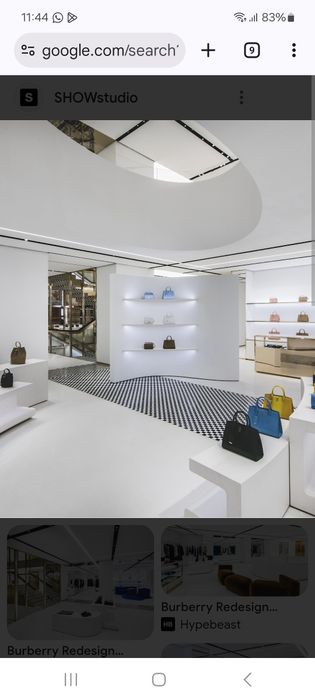 Mozaic faianta Burberry