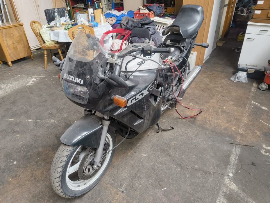 Vand sau Dezmembrez Suzuki 600  GSXR - GN 72b