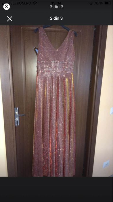 Vand Rochie de ocazie speciala .marimea 40