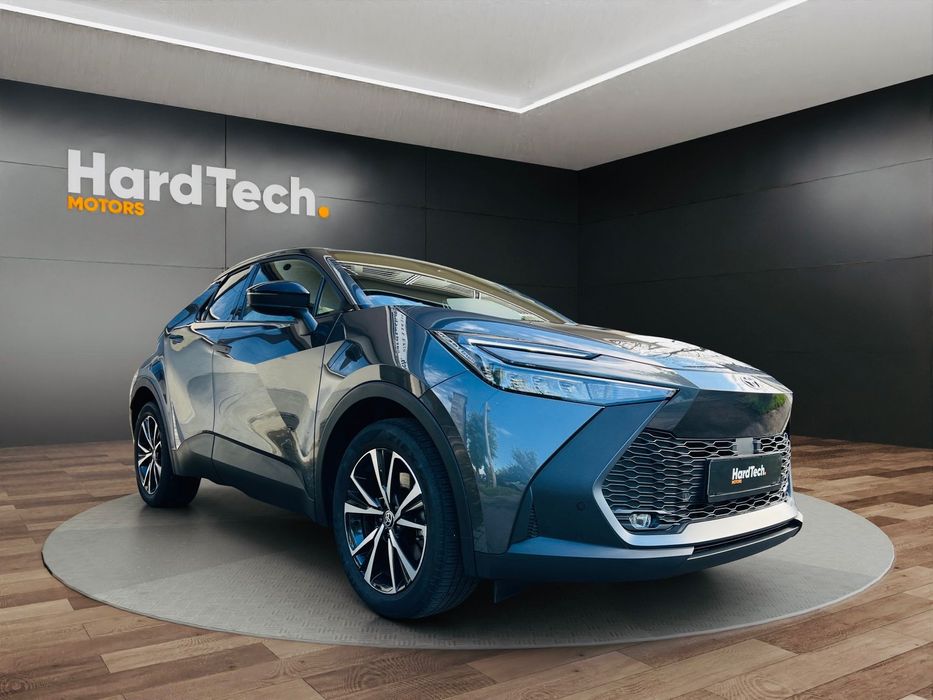 Toyota C-HR TOYOTA C-HR 2.0 PHEV - Dynamic - 4x2 CVT