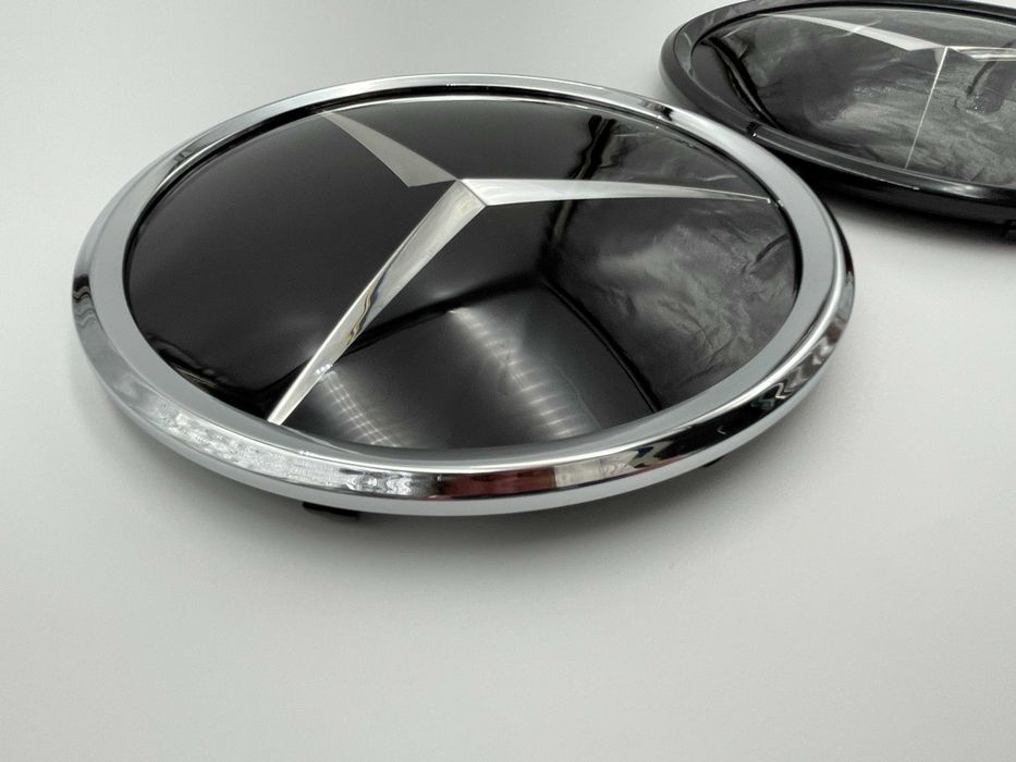 Emblema Compatibila Mercedes grila centrala W212 distronic