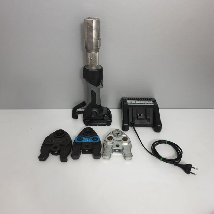 Thermotech SPM Presa hidraulica de sertizat pexal TH 16 25 26 Germany