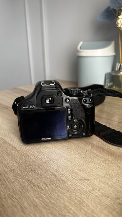 canon  EOS  550D