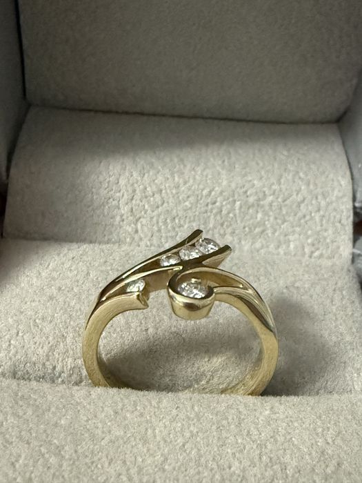 Бриллиантовое кольцо EPL