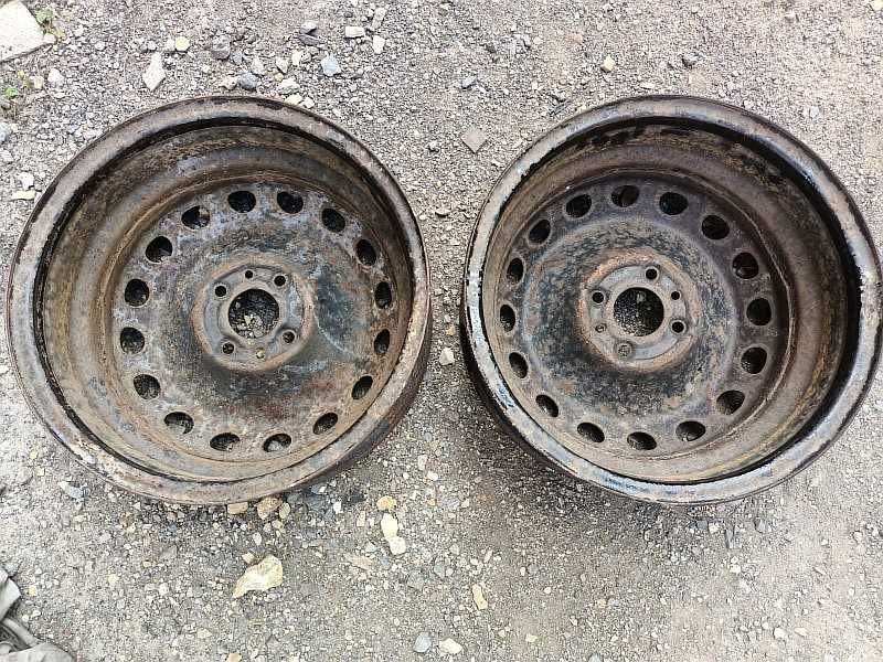 Продам металлические диски на автомашину Fiat