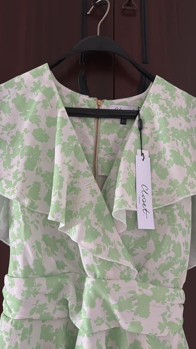 Дамска рокля Closet London, размер S/M нова с етикет