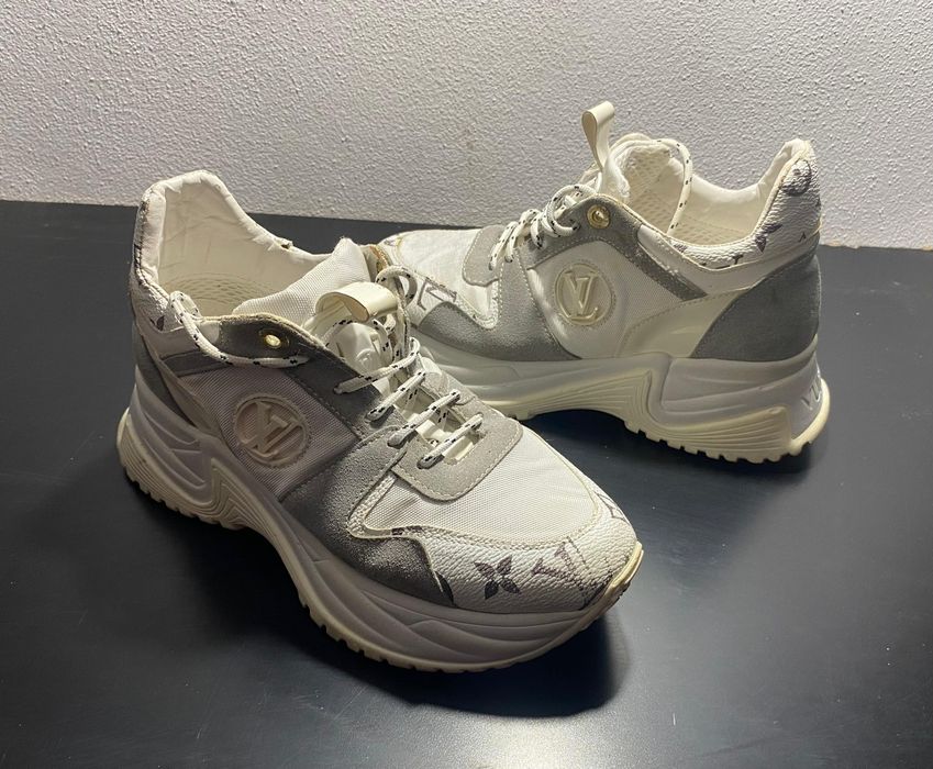 Adidasi Louis Vuitton beige gold monogram denim run 55 sneakers, Nr 36