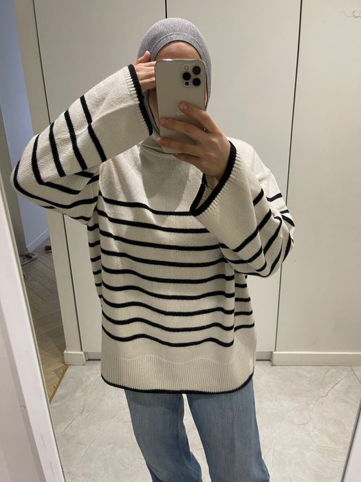 Свитер шерстяной