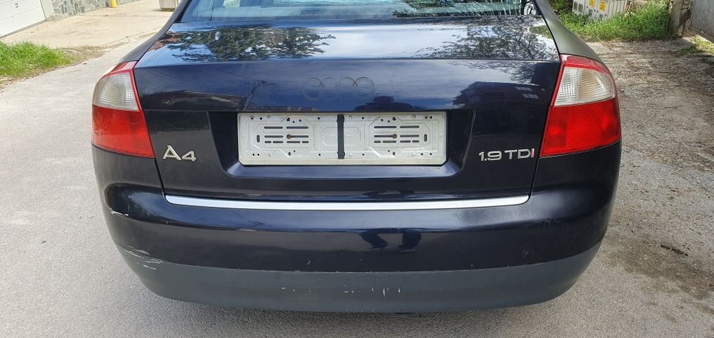 Преден капак за ауди а4 б6 фарове  броня  audi a4 b6 1.9 tdi на части