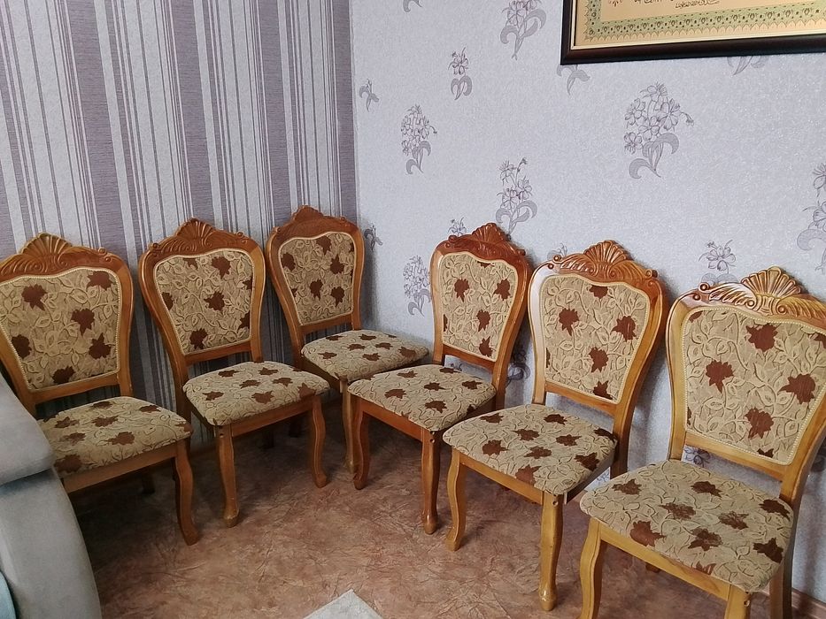 Продам стулья б/у