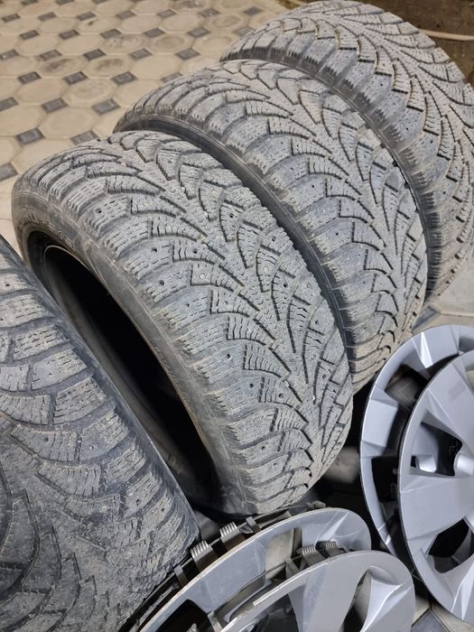 Продам шины вместе с дисками