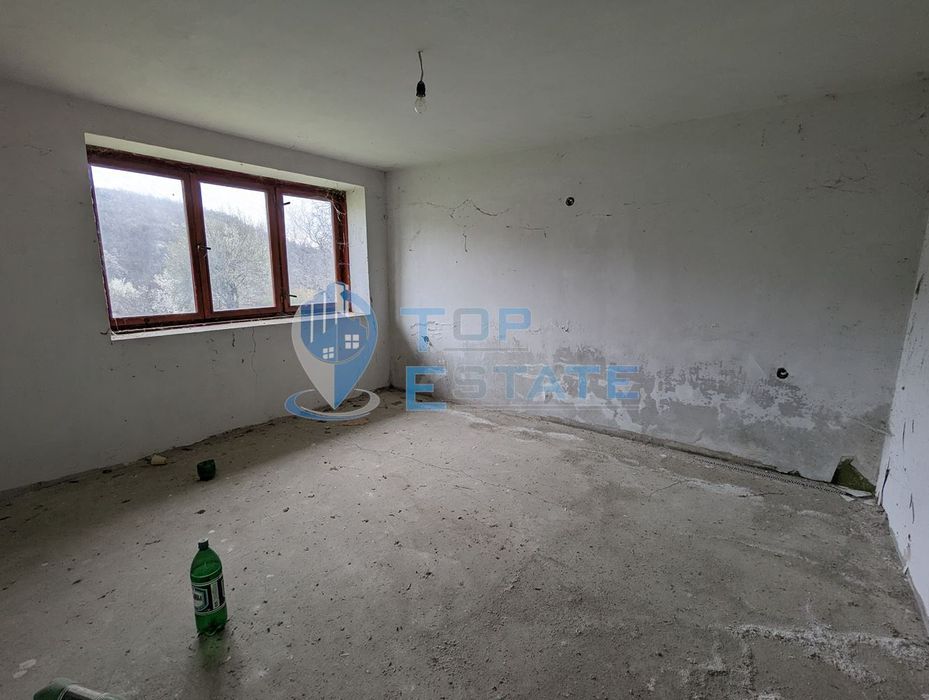 Продава се Къща в с. Вишовград, Област Велико Търново - 160 кв.м за 144 €/кв.м - Снимка #1