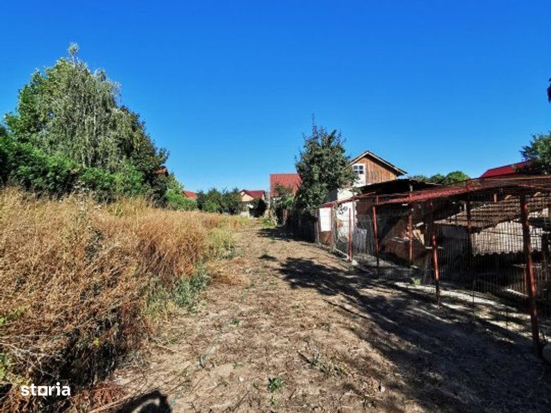 Teren de vanzare in zona Ostroveni