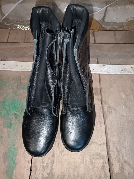 Продам новые летние берцы 41 размер