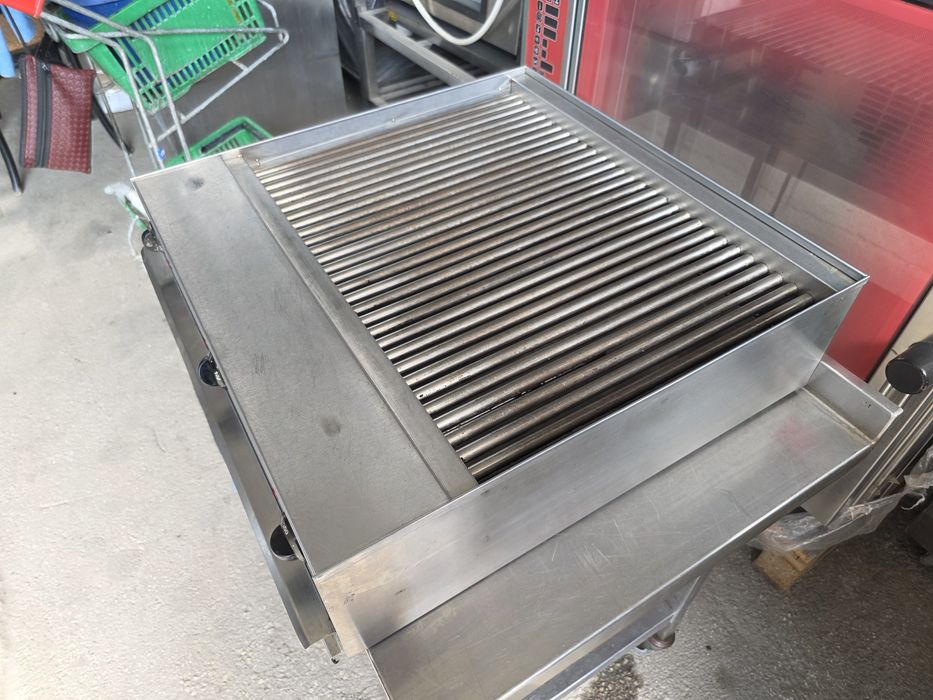 Италияска скара на ток80на70см на водна пара 4000лв