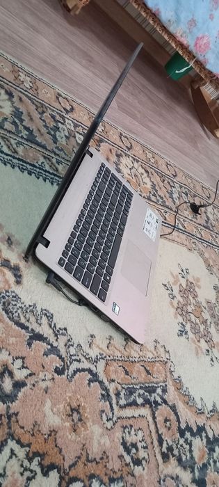 ASUS в рабочем состоянии