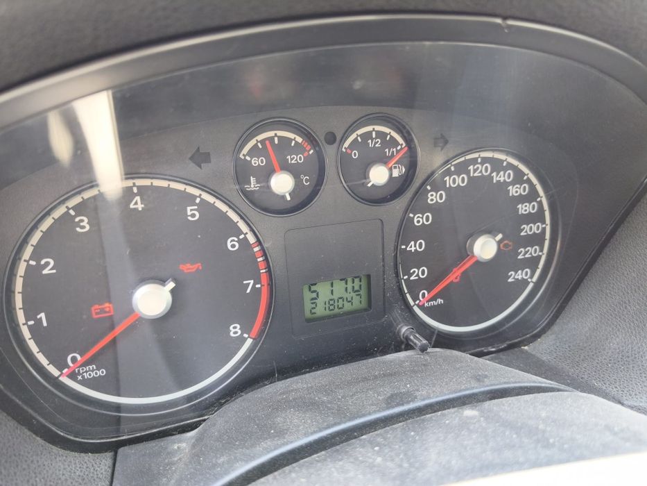 FORD Focus 2006 — imagine 3