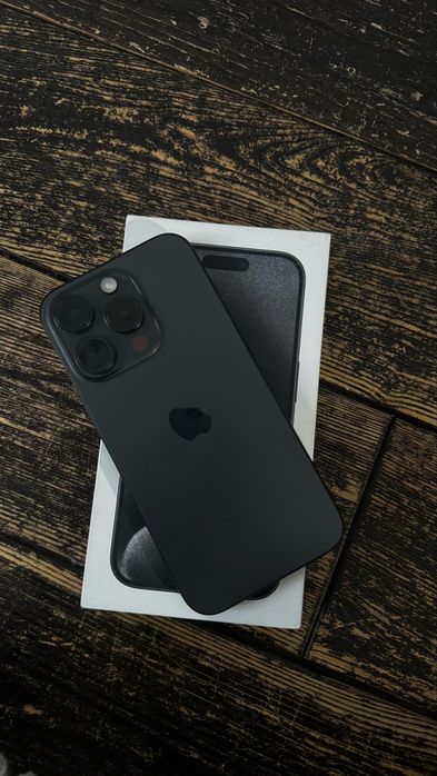 Iphone  15 pro , black