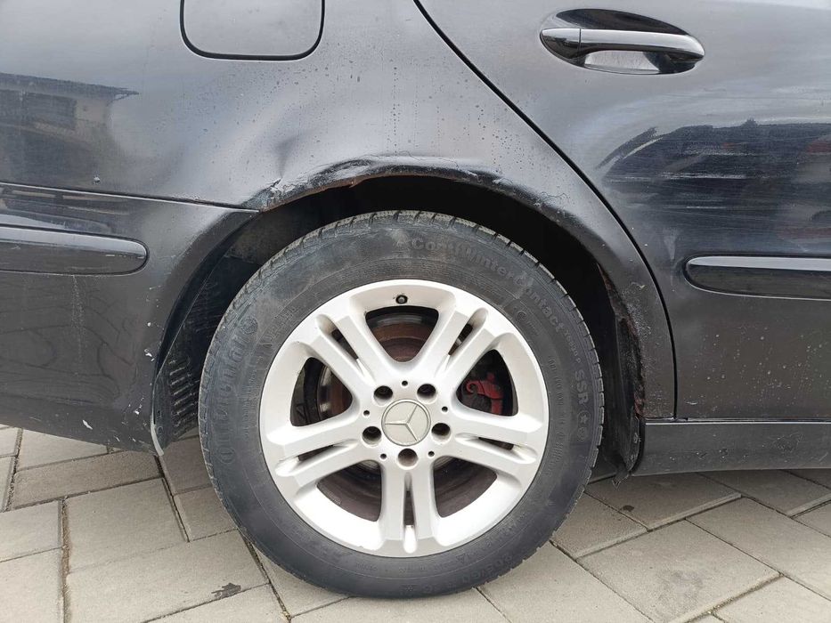 Mercedes / E220 / CDI an 2003Manuala