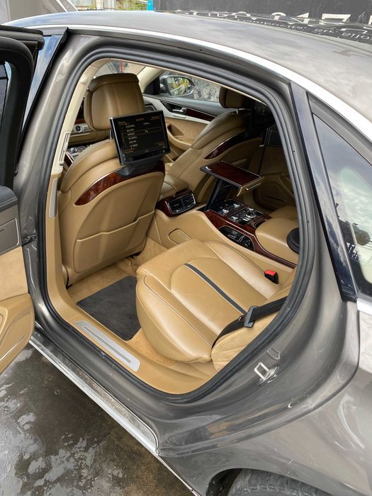 Dezmembrez audi a8 4h 4.2 d cod CDSB/bara a8/far matrix/interior/stop