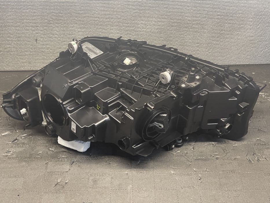 Far dreapta Bmw seria 5 G30 g31 Led adaptive ICON