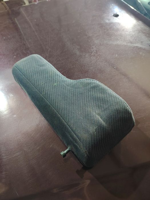 Подлокотник ауди