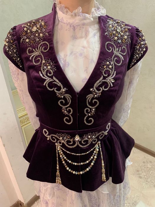 одежда куртка от5000 тг до 60000