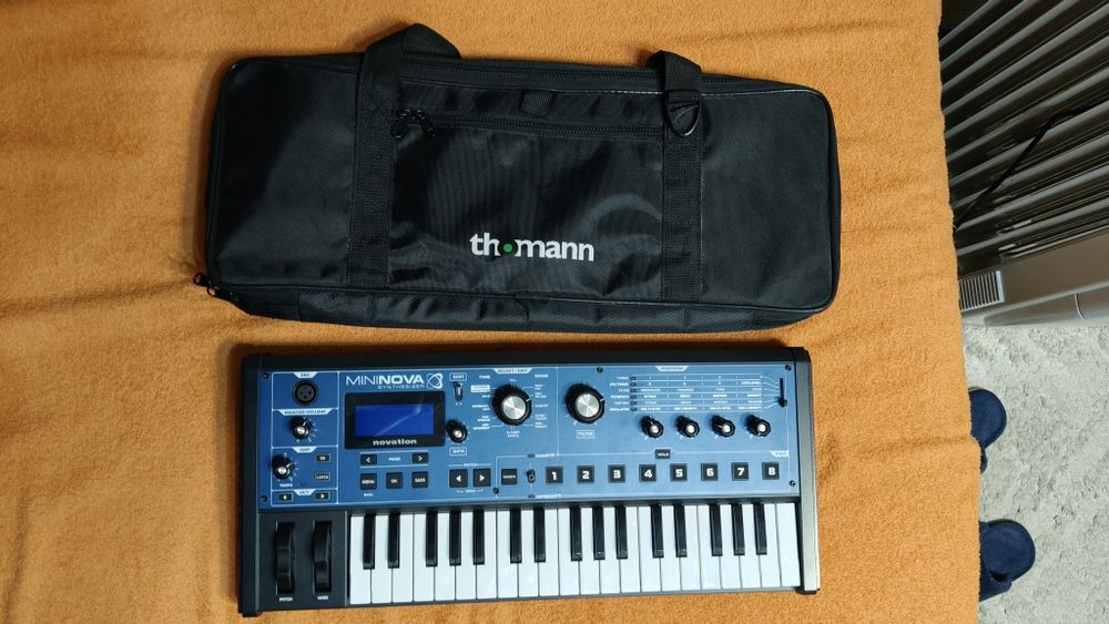 Синтезатор Novation Mininova