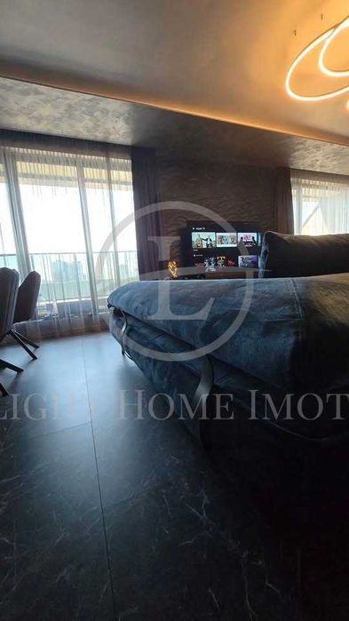 Продава се Двустаен апартамент в Пловдив, Център - 97 кв.м за 2011 €/кв.м - Снимка #4