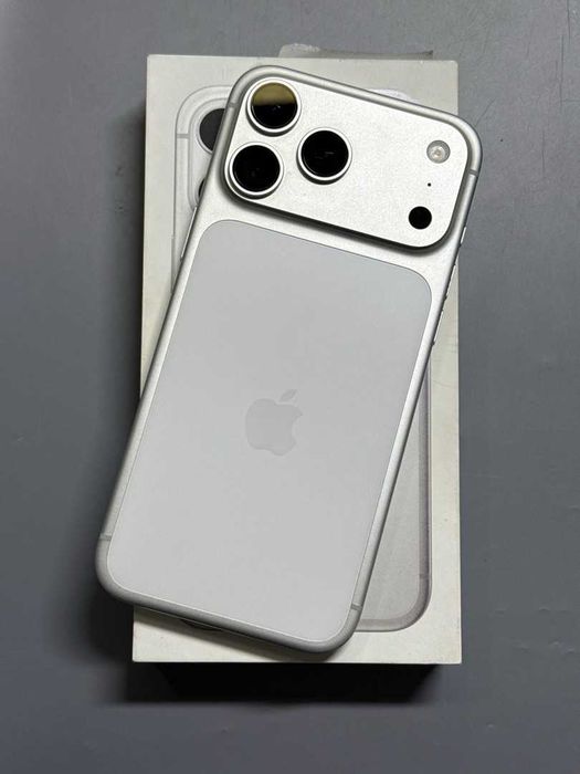 Apple iPhone 17 Pro Max; 256 Gb; (Усть-Каменогорск 01) лот 123/4829