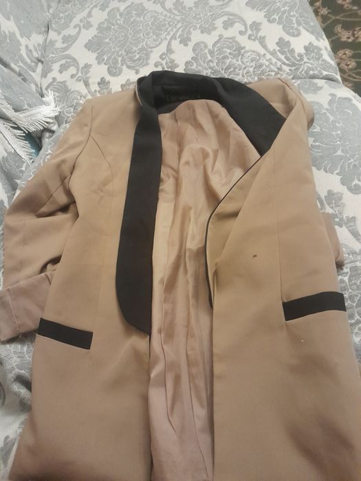 Пиджак коричневый