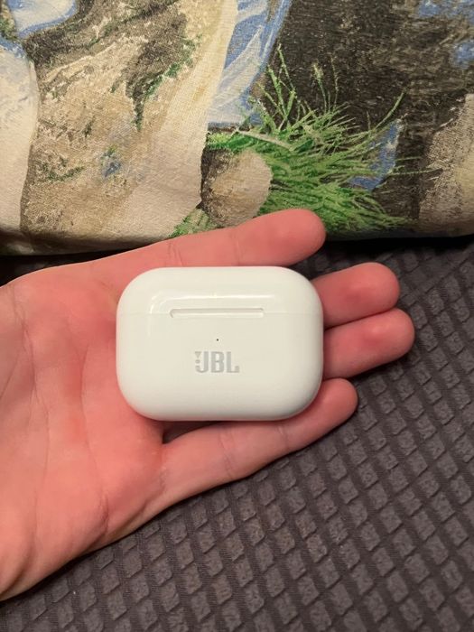 Наушники JBL новые