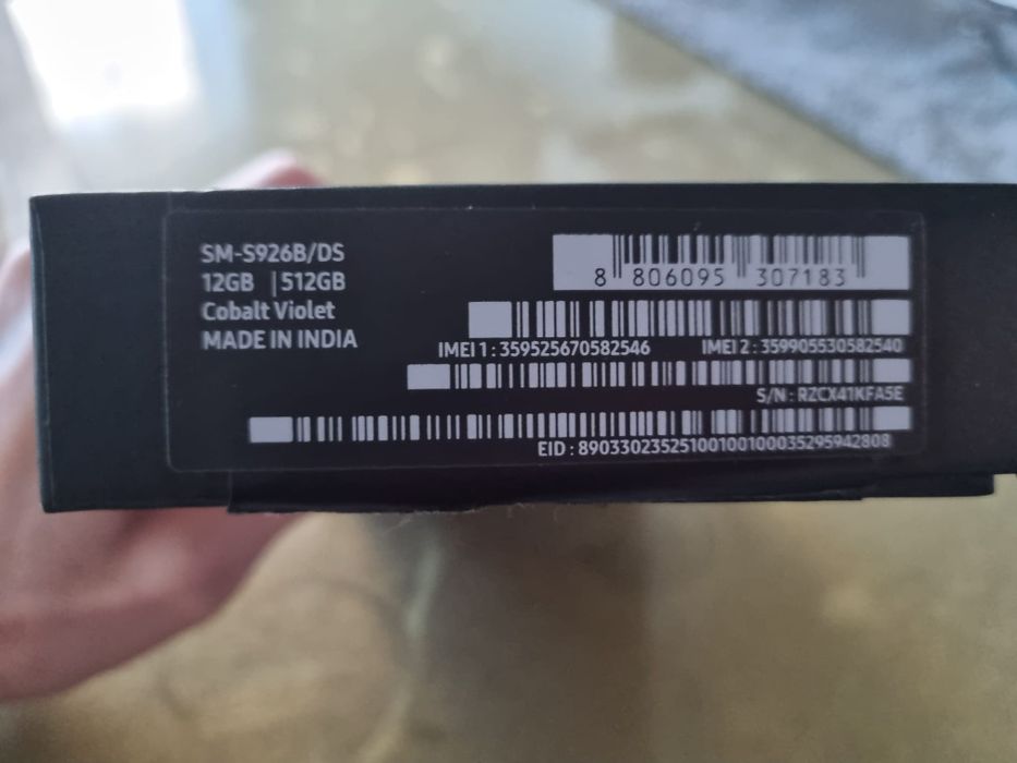 Vand  telefon NOU  samasung S 24 plus