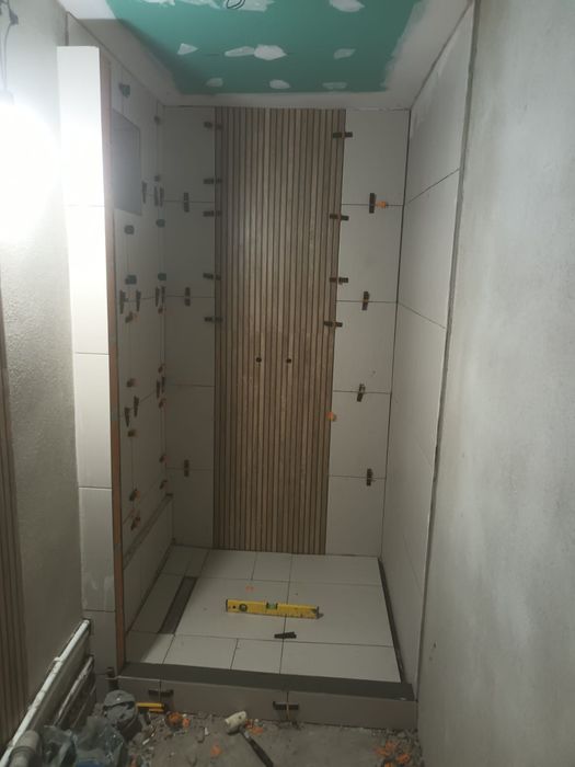 Amenajari interioare si exterioare,Gresie,Fainta,Parchet,Tencuieli,