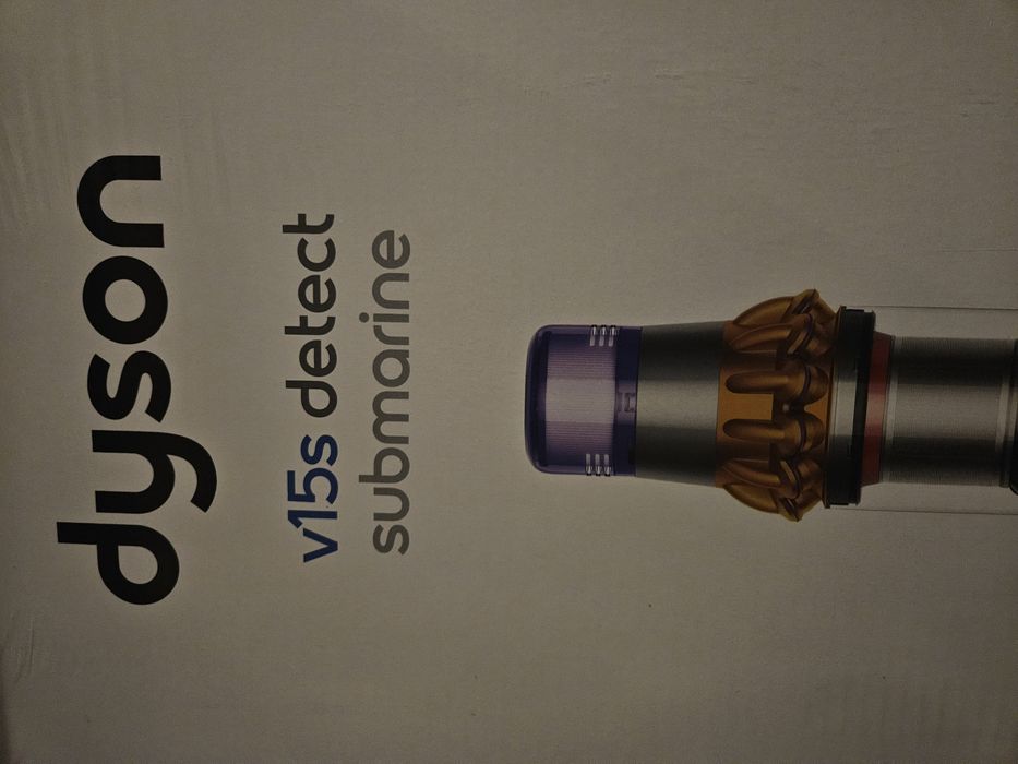 Dyson V15 detect submarine