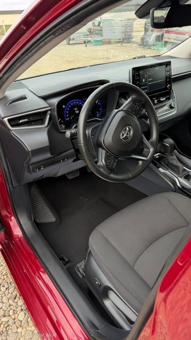 Toyota Corolla Hybrid 1.8 – Revizii reprezentanta, 106.000 km
