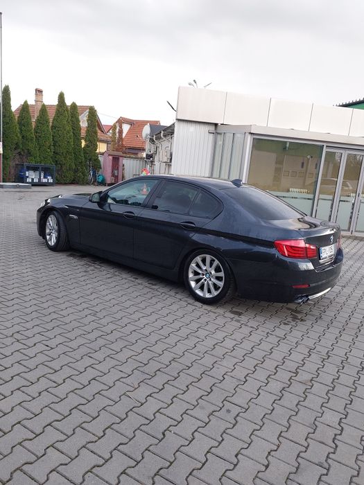 Vând BMW seria 5 F10 an 2010 cutie  automata proipietar in acte